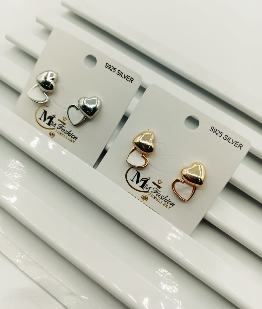 Charming Textured Ear earrings - G2D-AJ-MJ-0027