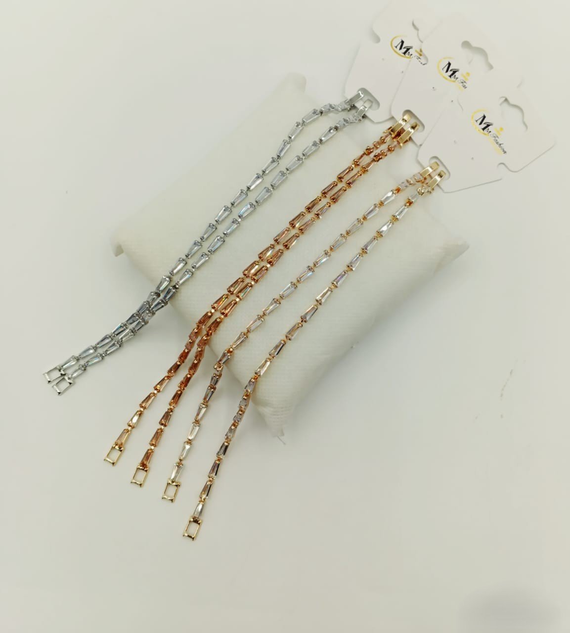 Alluring Rhinestone baracelet - G2D-AJ-MJ-0048