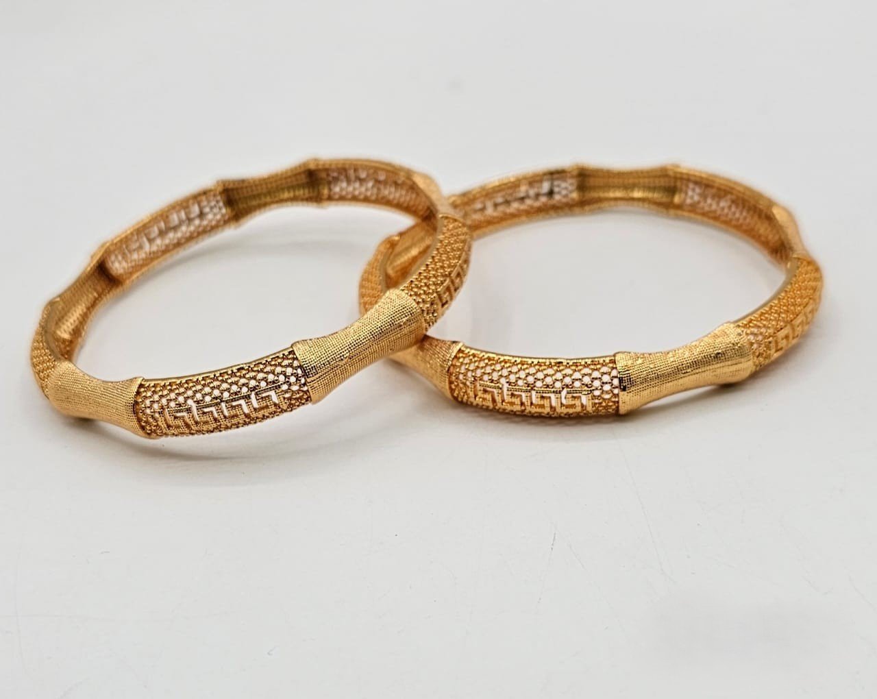 Shimmering Diamond Cut kara - G2D-AJ-MJ-0134