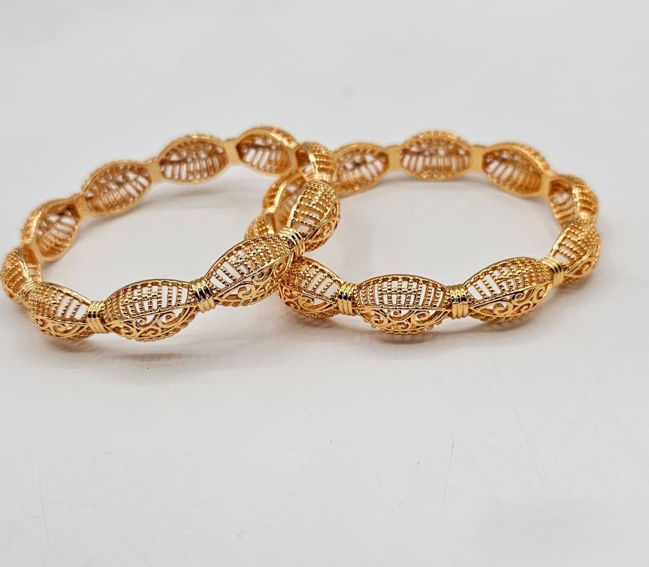 Regal Crystal kara - G2D-AJ-MJ-0138