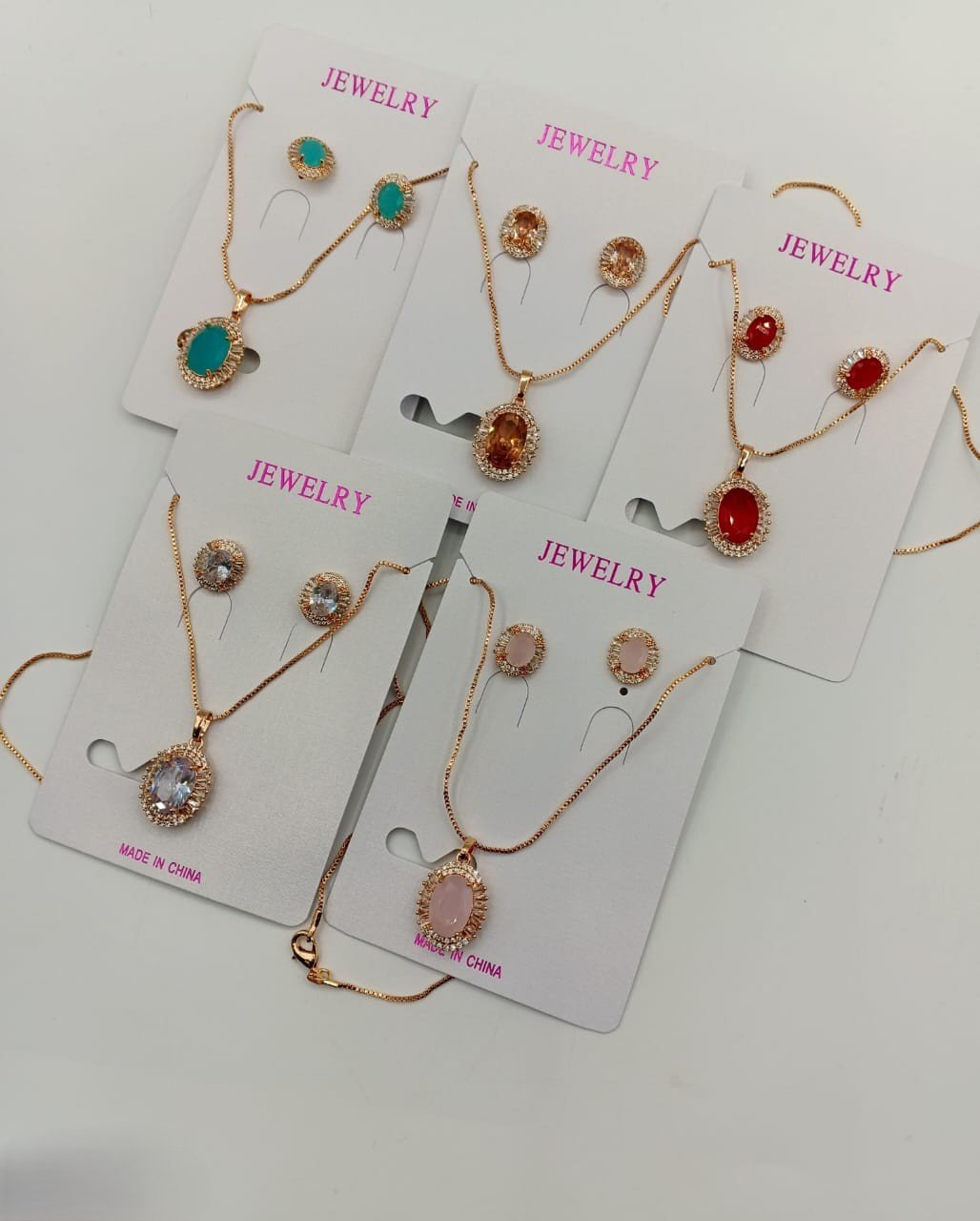 Graceful Crystal necklace - G2D-AJ-MJ-0203