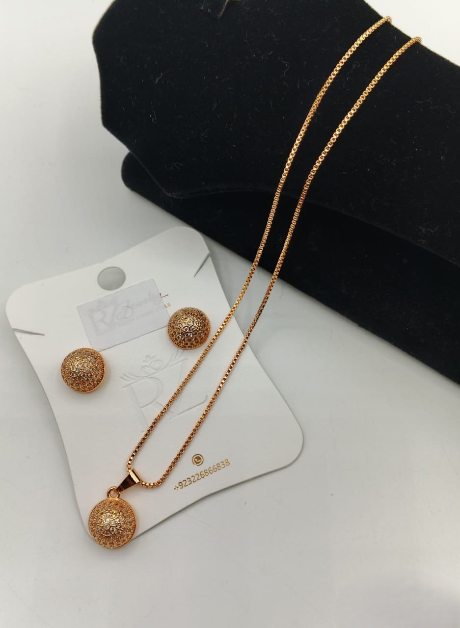 Crystal Polished Metal Toe necklace - G2D-AJ-MJ-0225