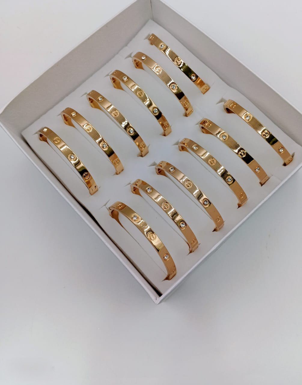 Stylish Rhinestone kara - G2D-AJ-MJ-0265