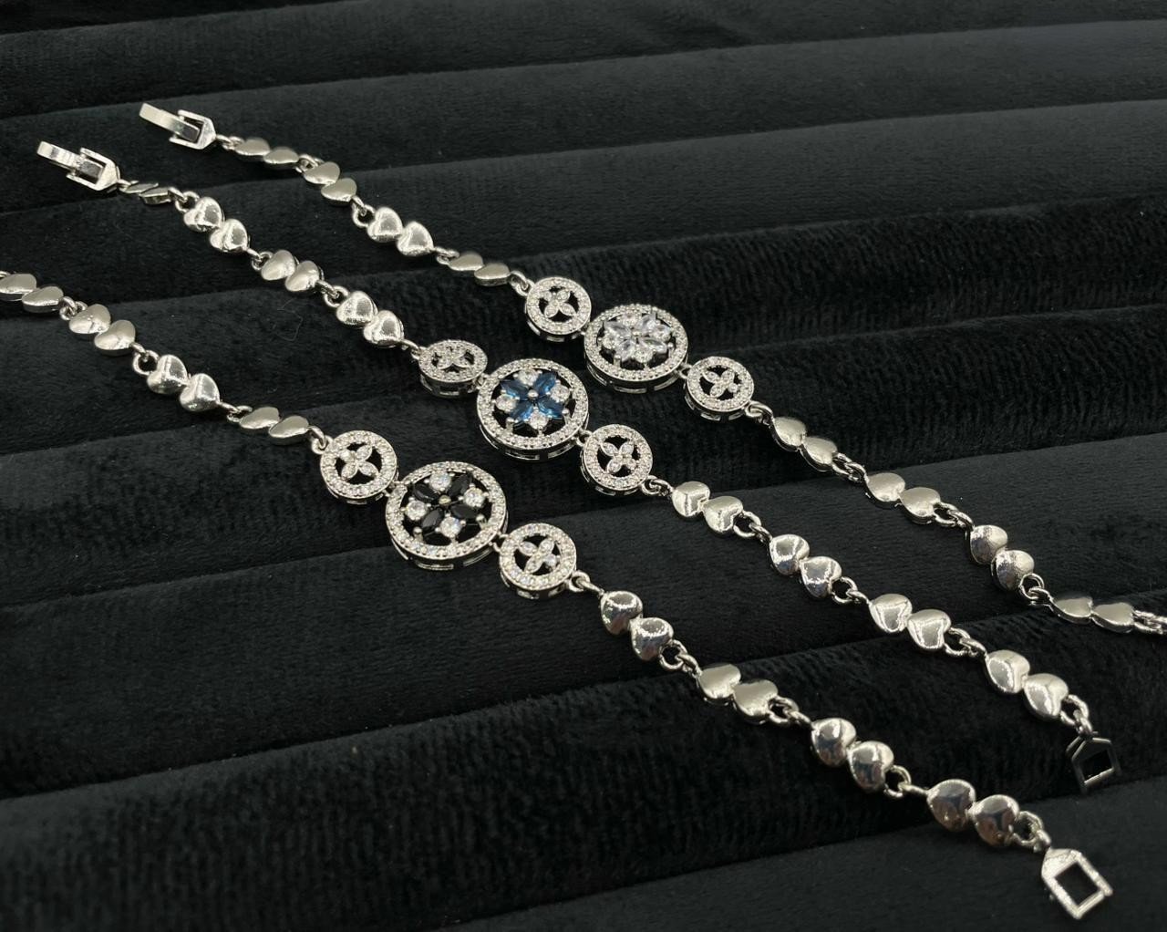 Glamorous Crystal Nose baracelet - G2D-AJ-MJ-0342