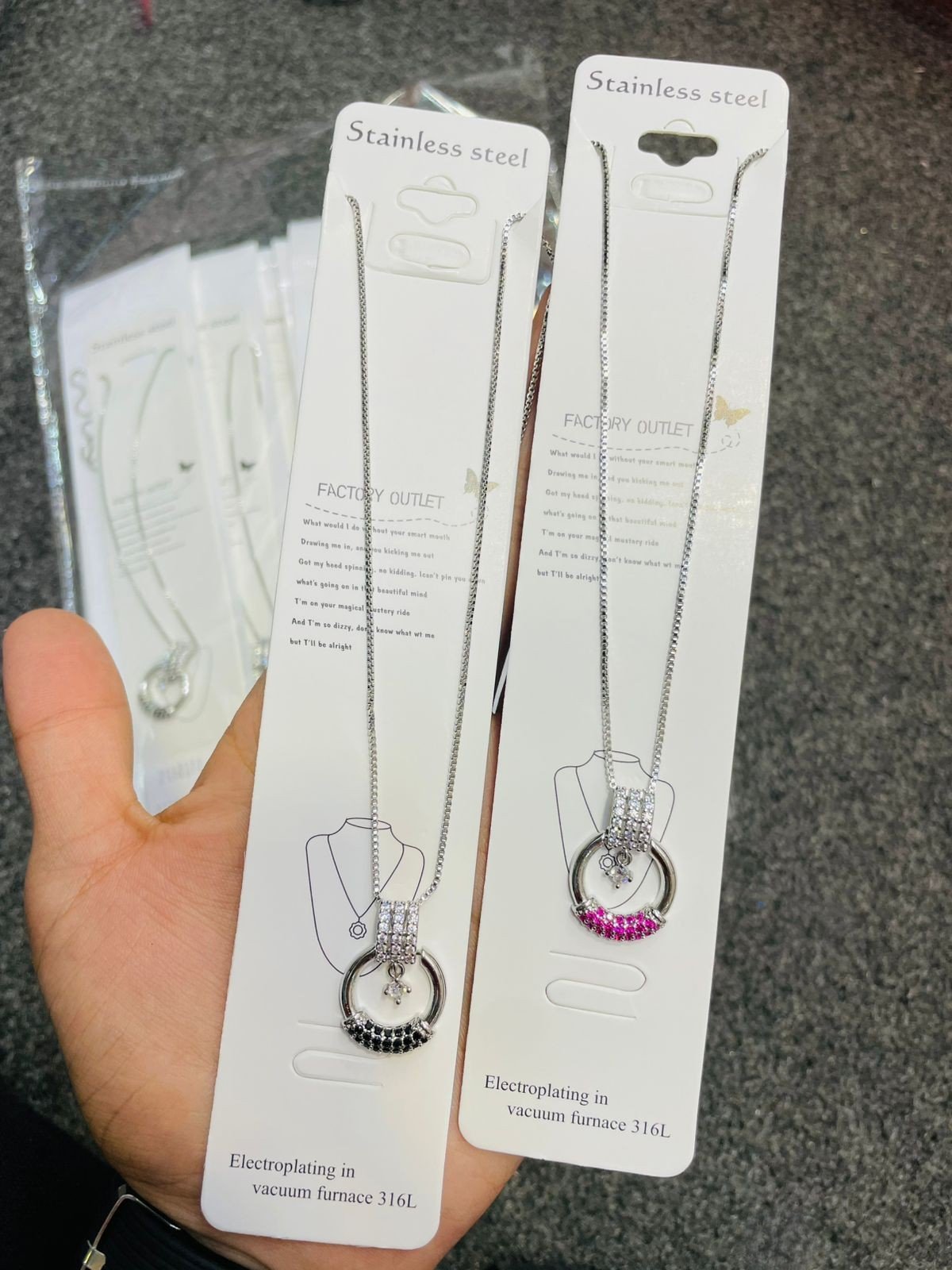 Sophisticated Polished Metal Hair necklace - G2D-AJ-MJ-0433